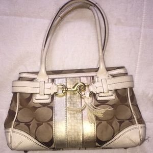 Handbag 👜⭐️⭐️⭐️⭐️⭐️